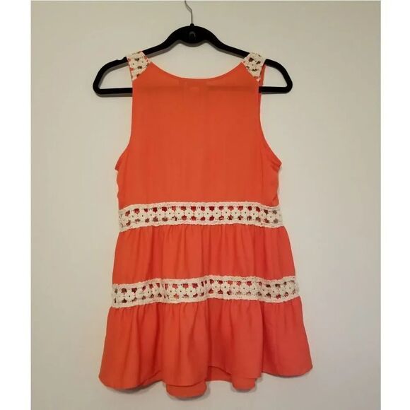 NWOT Anthropologie crkchet cutout tiered top - Picture 2 of 7